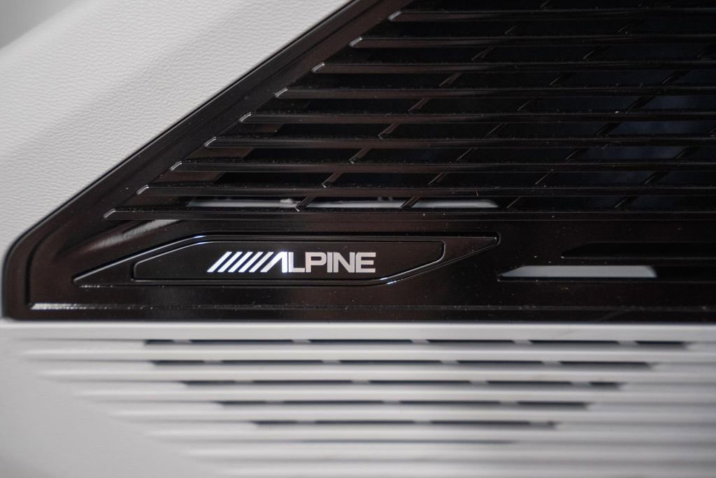 New 2026 Jeep Cherokee Overland image 44