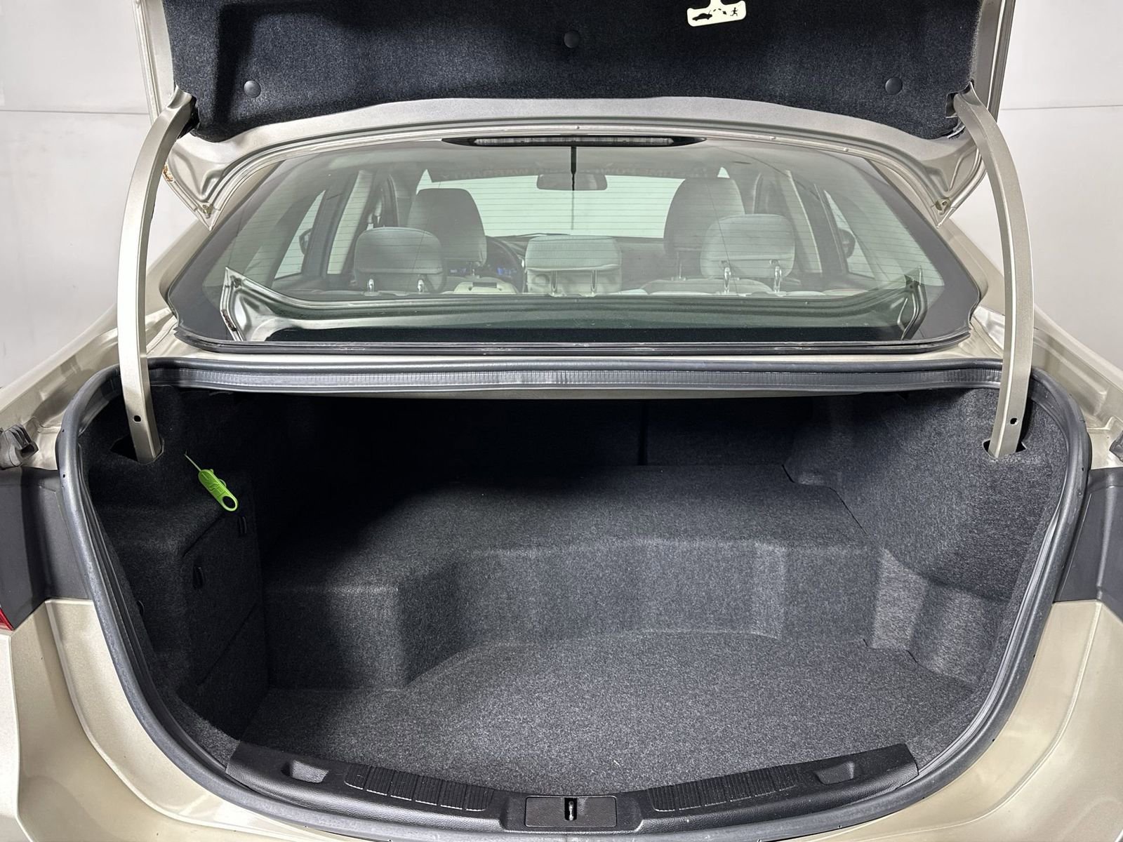 Used 2018 Ford Fusion S image 25