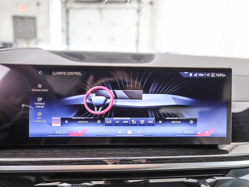 New 2026 BMW X5 xDrive40i w/ Executive Package image 18