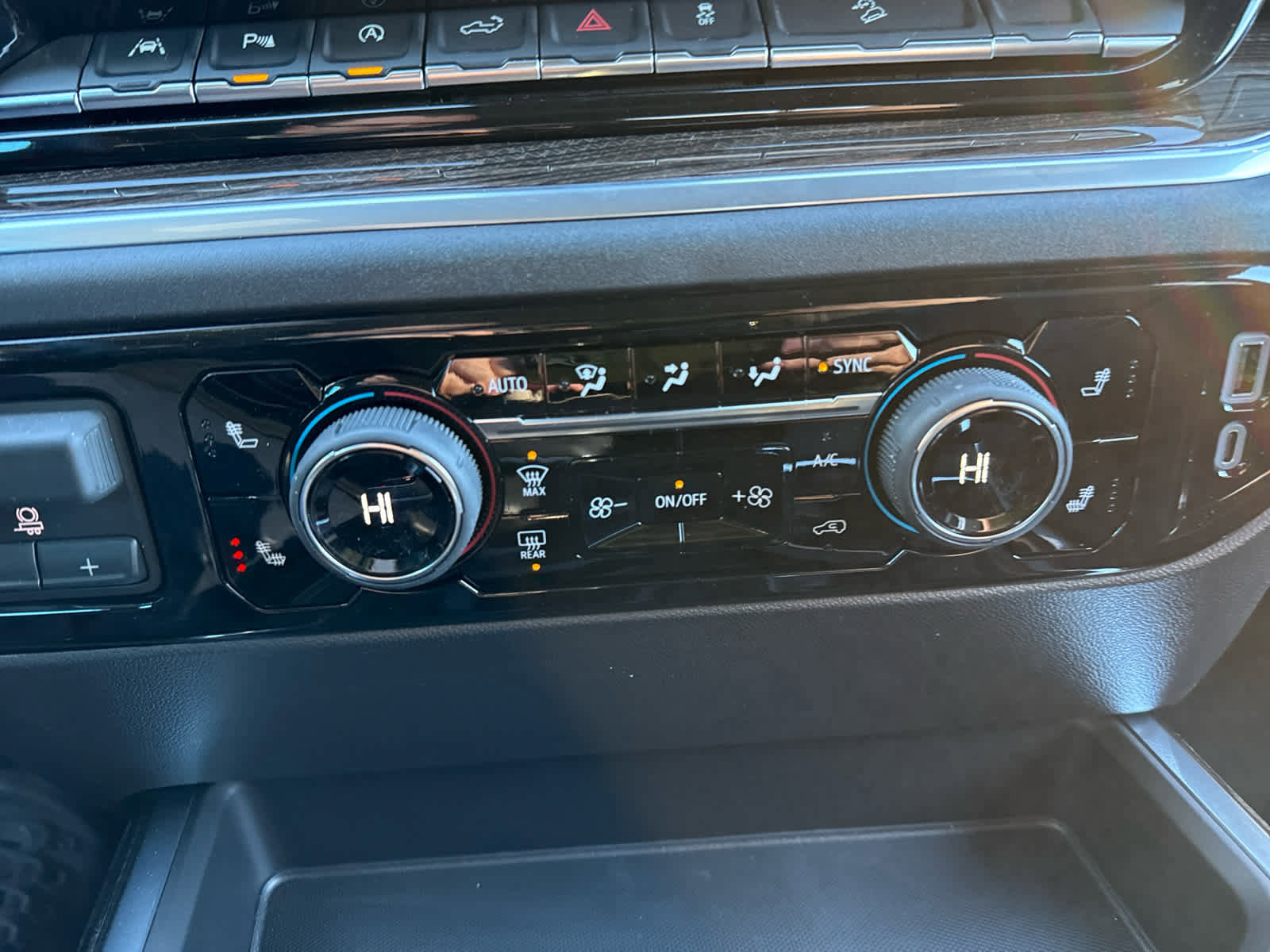 New 2026 Chevrolet Silverado 1500 LT Trail Boss w/ LT Trail Boss Premium Package image 18