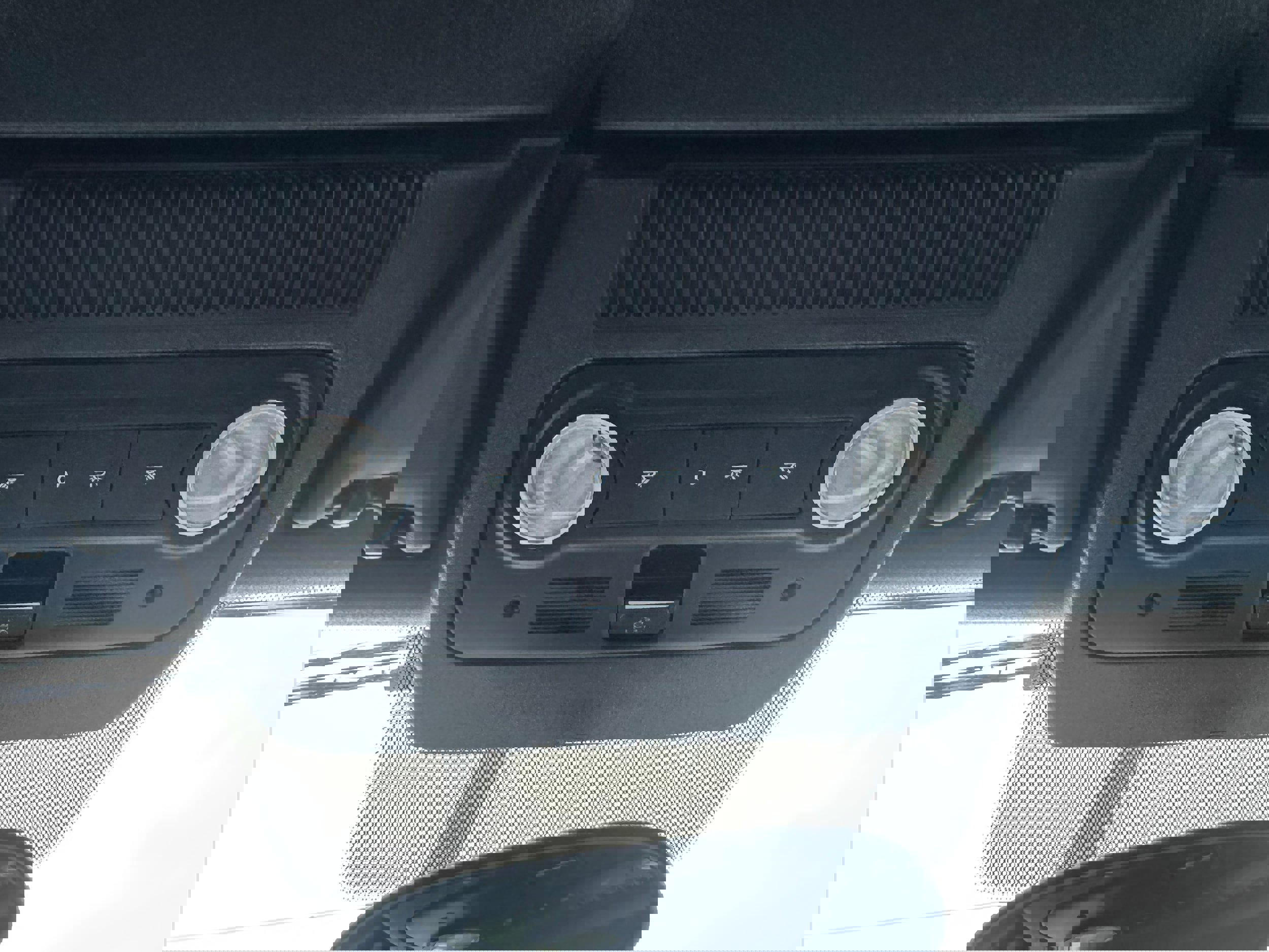 Used 2013 Volkswagen Beetle 2.5 image 10