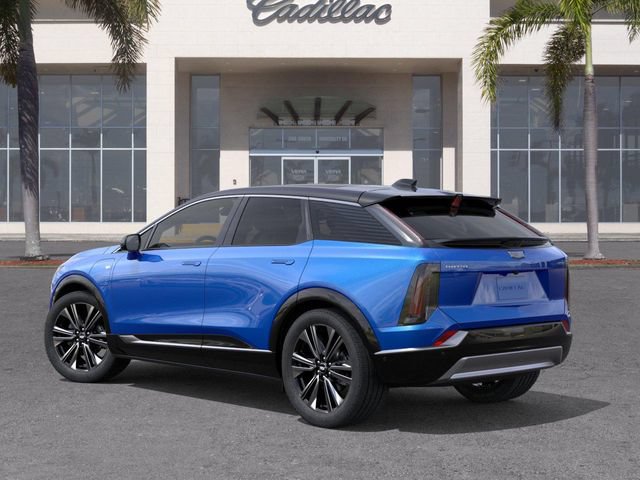 New 2026 Cadillac Optiq Luxury 2 RWD image 3