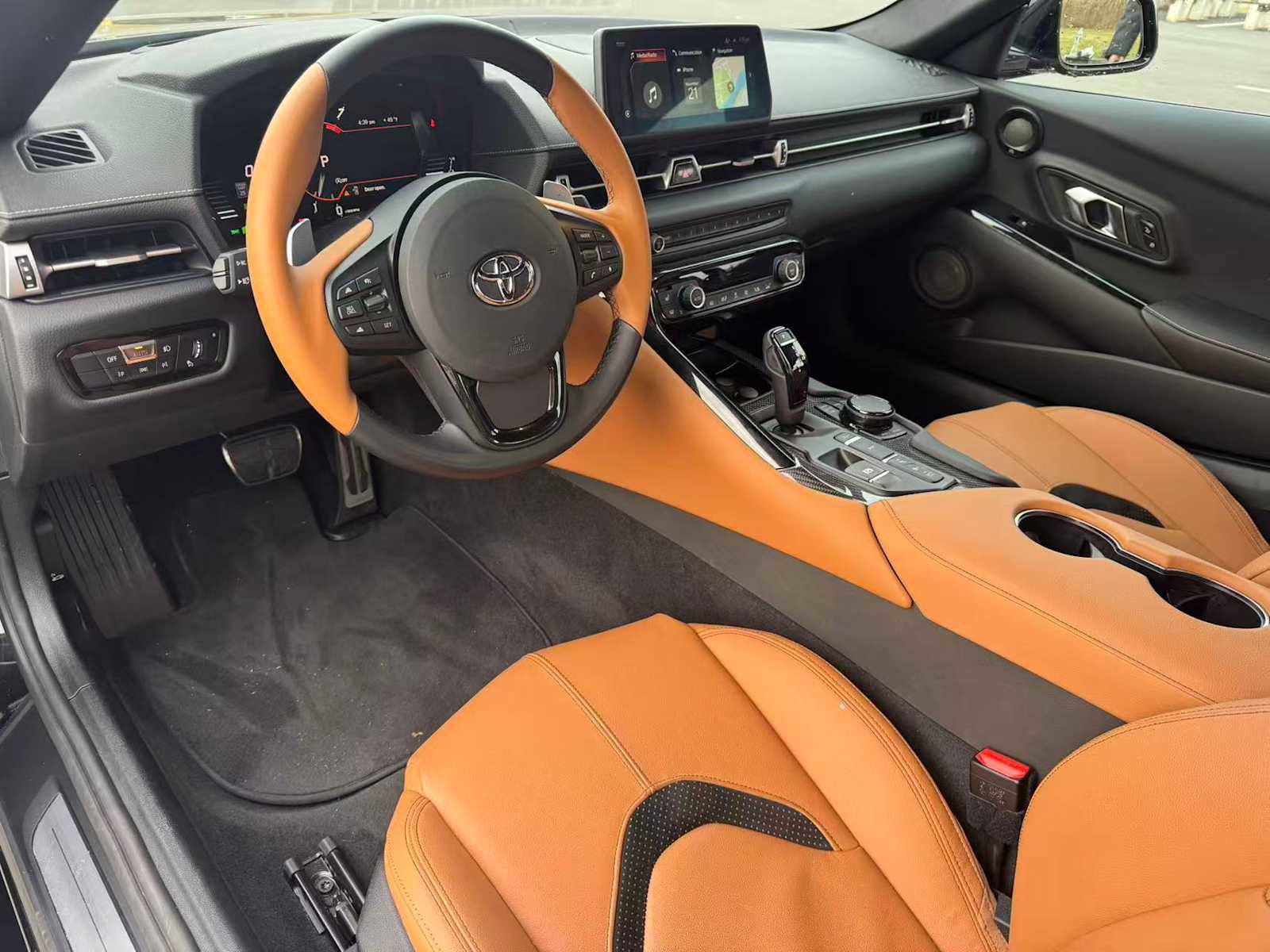 Used 2024 Toyota Supra Premium image 9