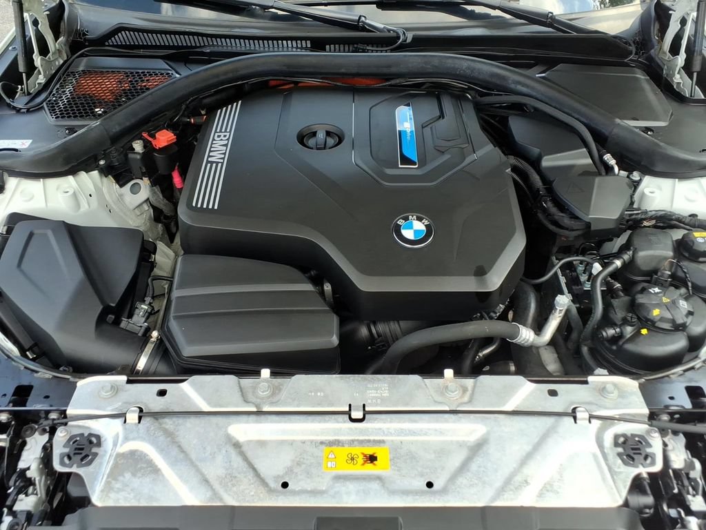 Used 2021 BMW 330e xDrive AWD/4WD image 32