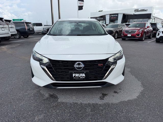 Used 2024 Nissan Sentra SR FWD image 2