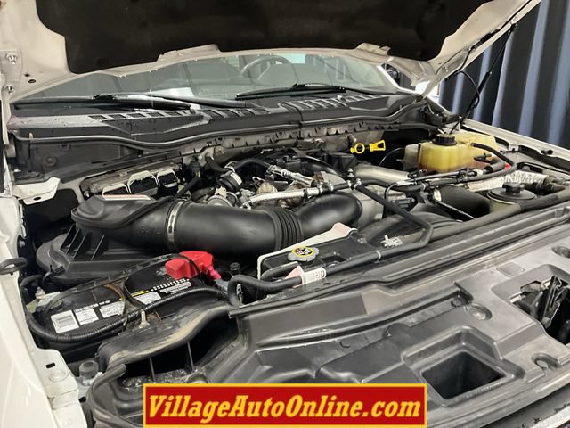 Used 2017 Ford F250 Lariat w/ Lariat Ultimate Package AWD/4WD image 42