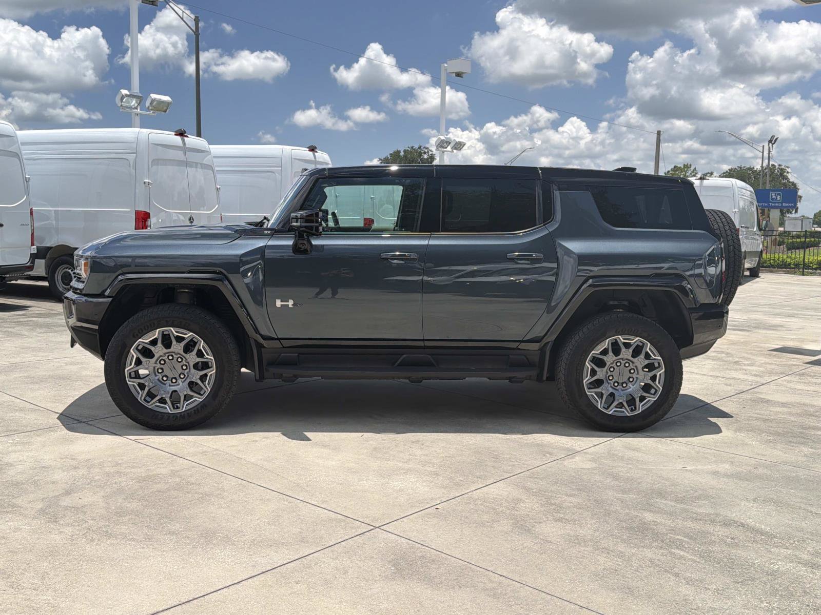 Used 2026 GMC Hummer EV SUV AWD/4WD image 6
