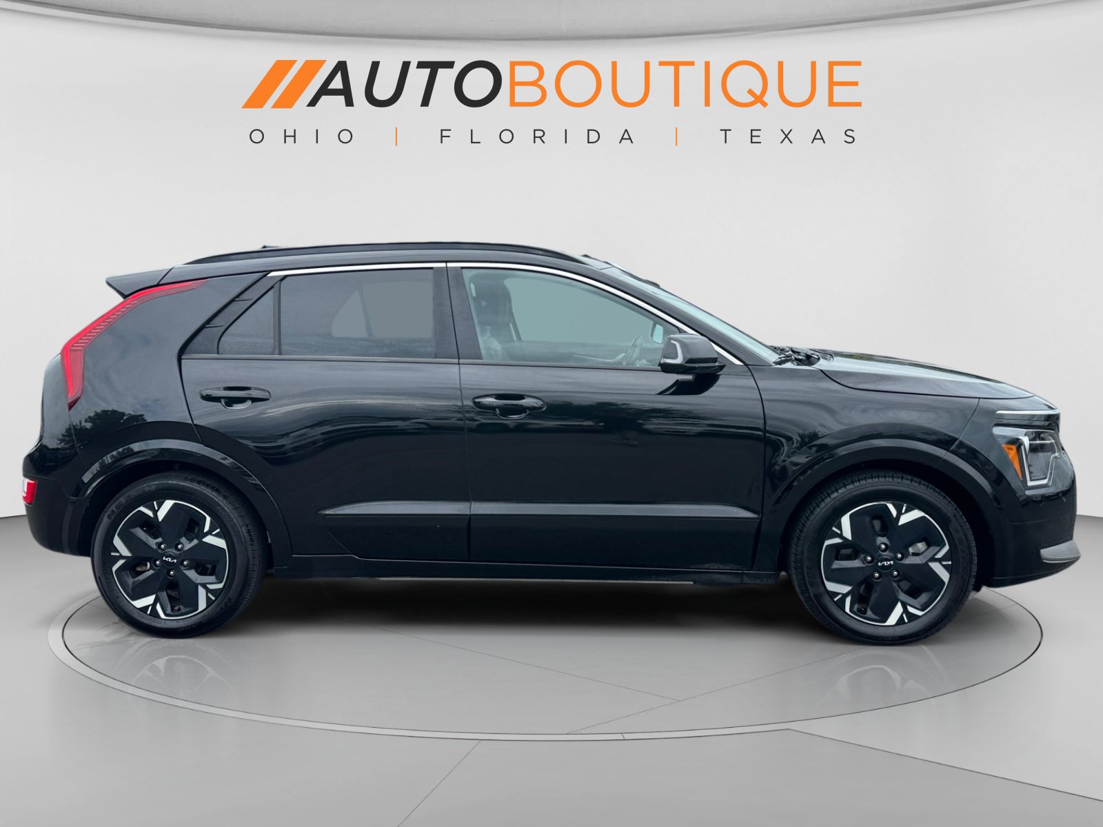 Used 2023 Kia Niro Wind w/ Wind Preserve Package FWD image 6