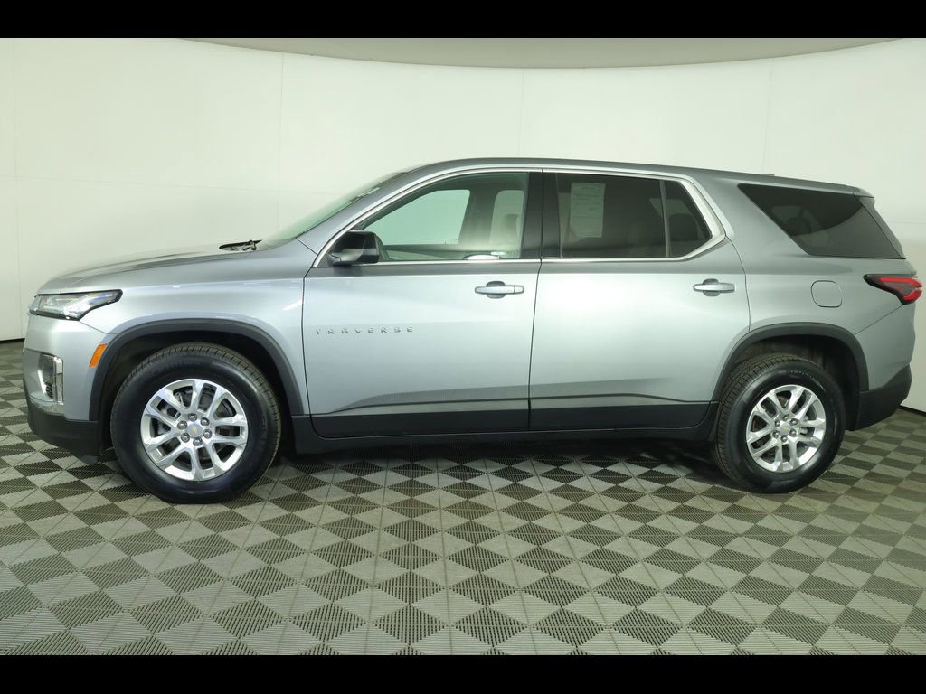 Used 2023 Chevrolet Traverse LS AWD/4WD image 10