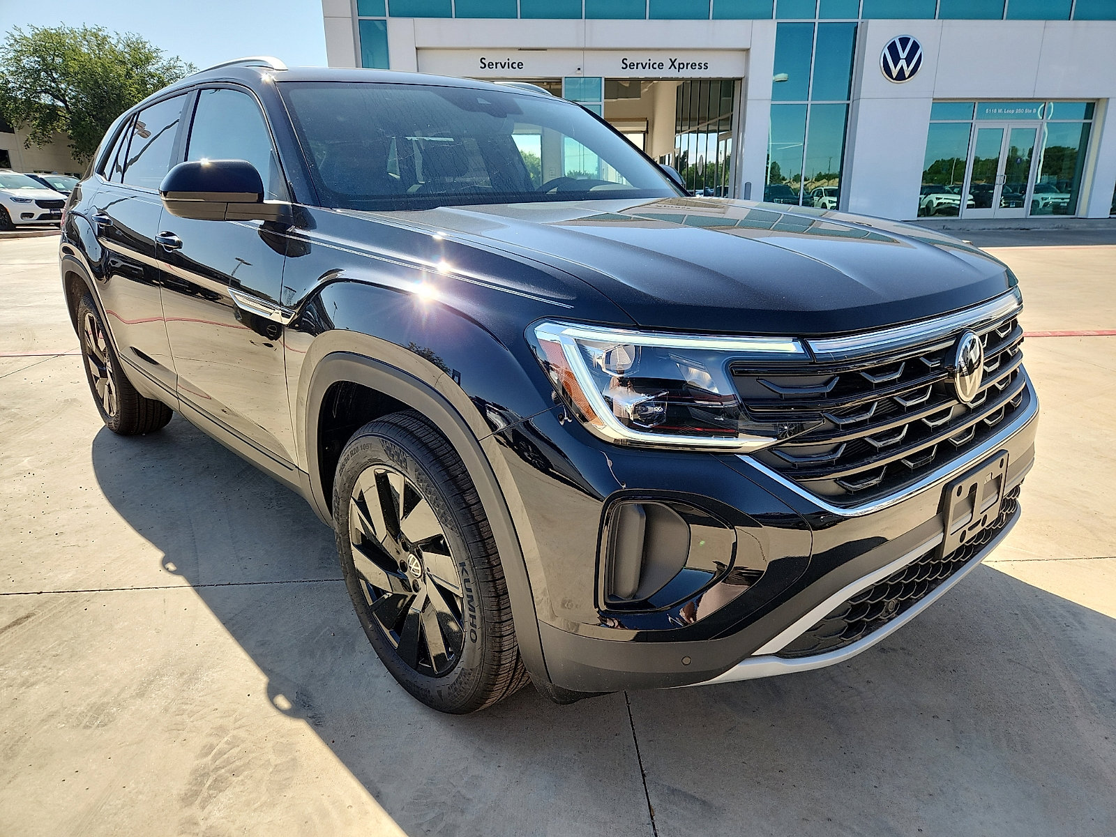 New 2026 Volkswagen Atlas Cross Sport SE