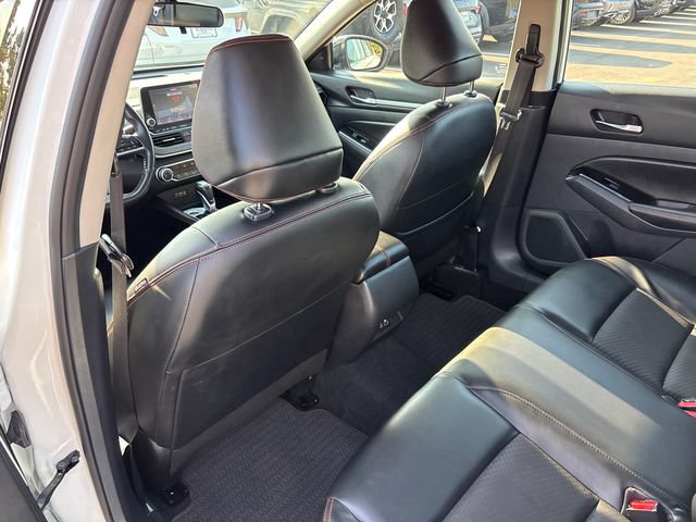 Used 2024 Nissan Altima 2.5 SR FWD image 8