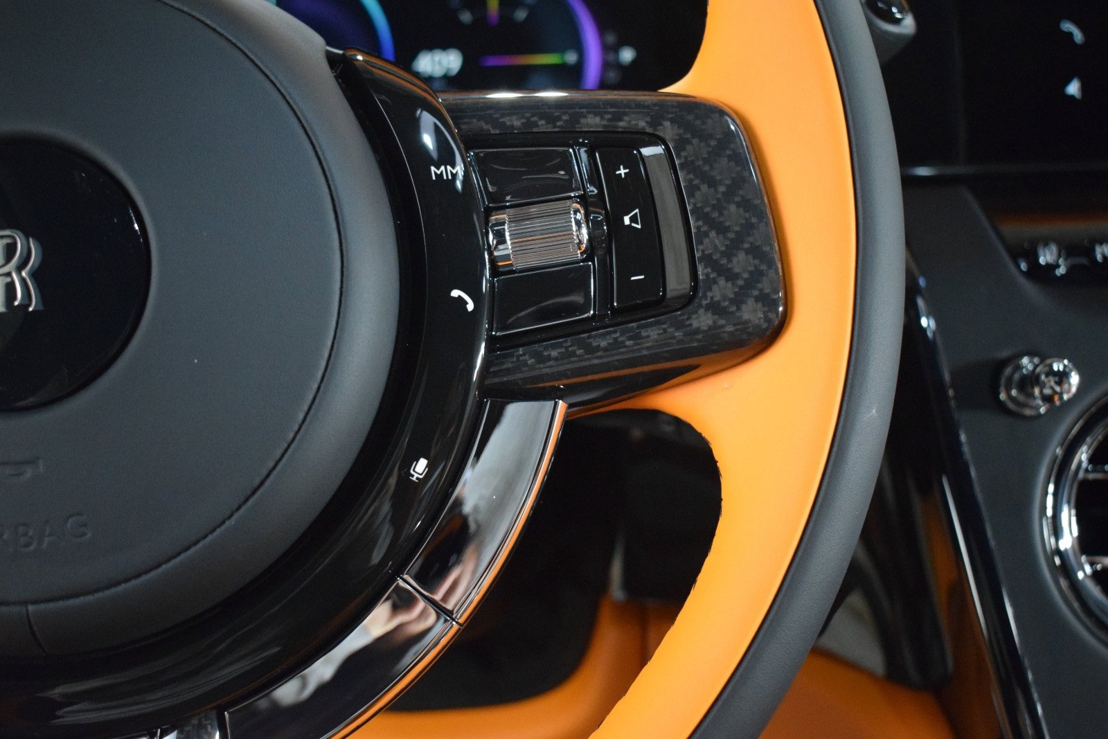 New 2026 Rolls-Royce Cullinan Black Badge image 28