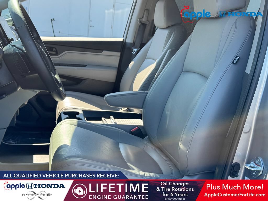 Used 2023 Honda Odyssey EX-L image 7