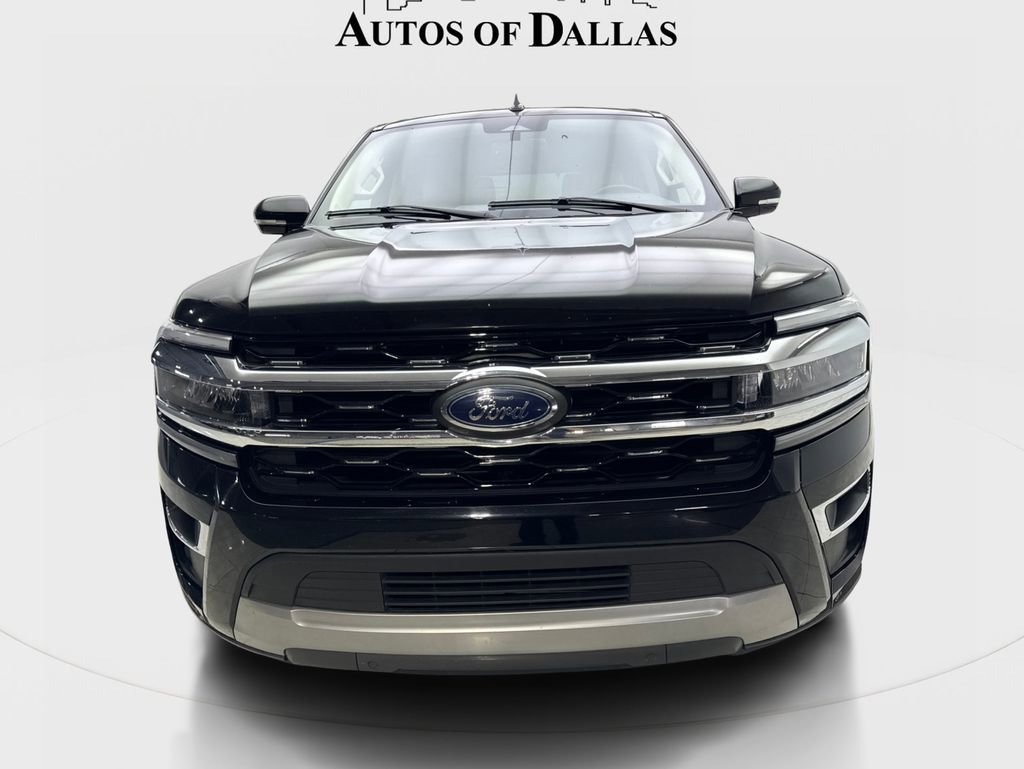 Used 2024 Ford Expedition Limited image 3