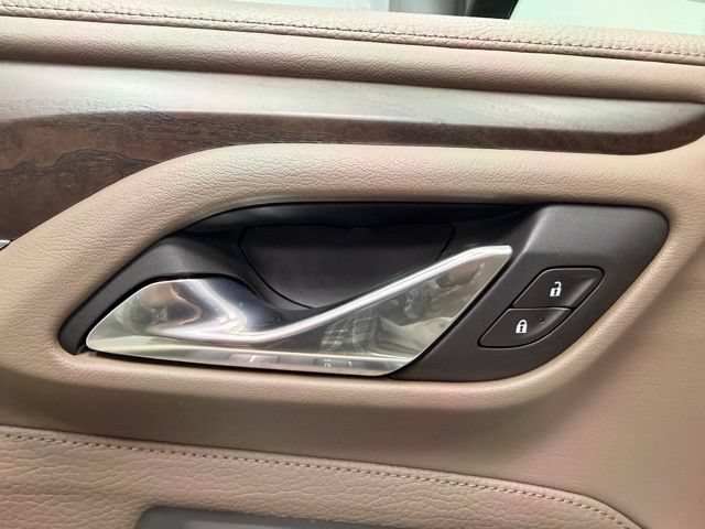 Used 2021 GMC Yukon Denali w/ Denali Premium Package AWD/4WD image 28