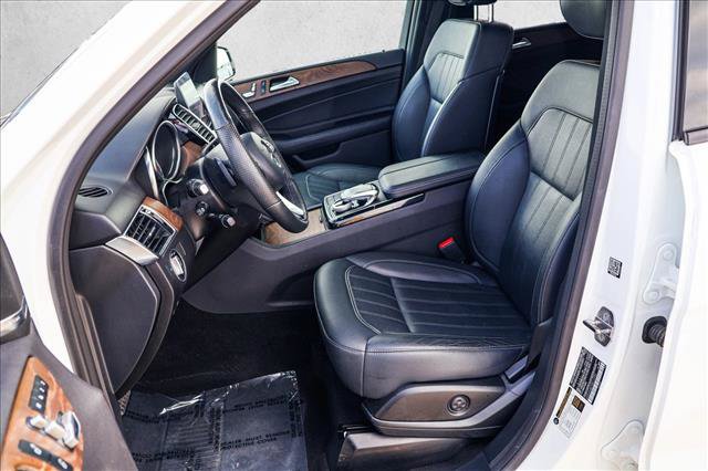 Used 2019 Mercedes-Benz GLE 400 4MATIC image 12
