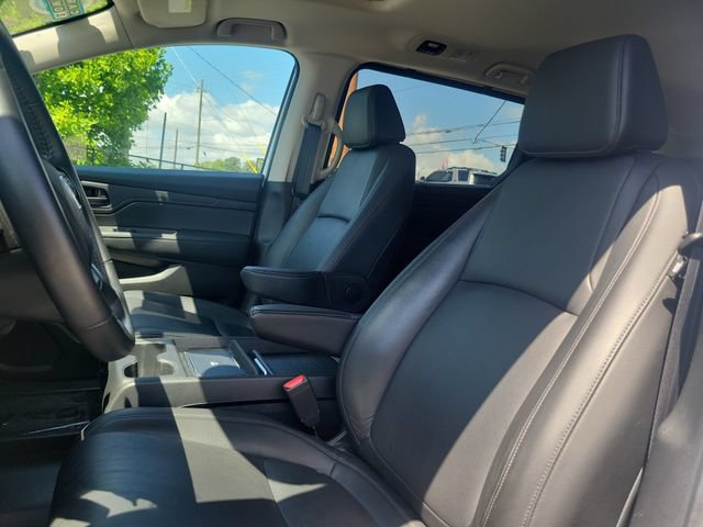 Certified 2025 Honda Odyssey EX-L image 12
