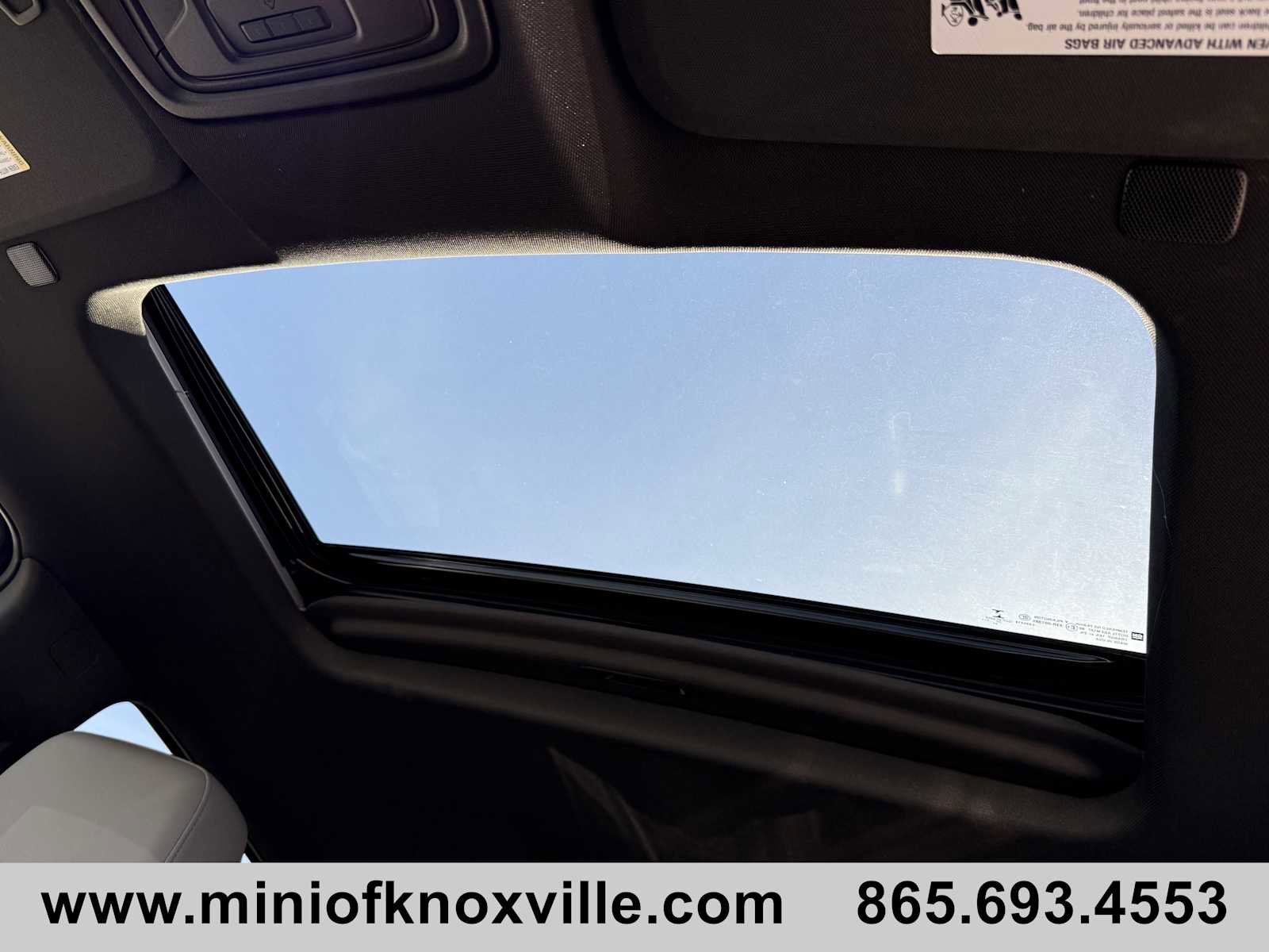 Used 2023 GMC Sierra 1500 SLT w/ SLT Premium Package image 25