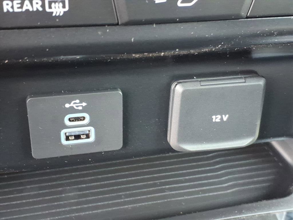 New 2026 Ford F250 4x4 Crew Cab Super Duty image 11