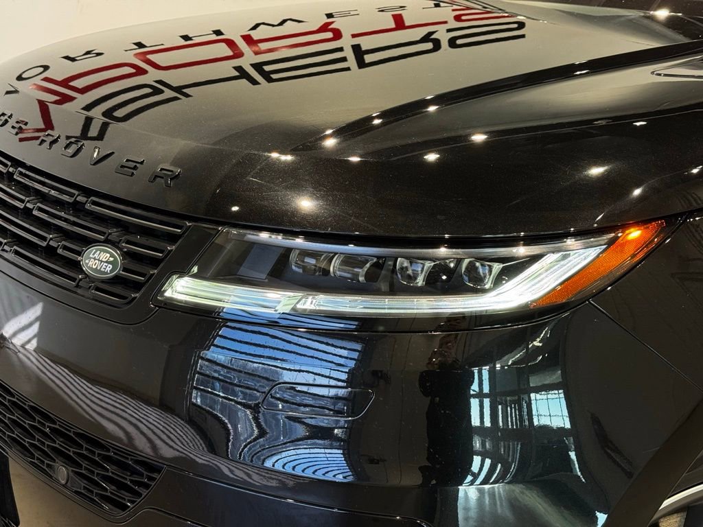 Used 2023 Land Rover Range Rover Sport First Edition image 8