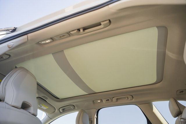 New 2026 Volvo XC60 B5 Ultra w/ Protection Package Premier image 34