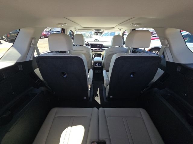 Used 2025 Kia Sorento EX w/ Panoramic Sunroof Package image 14
