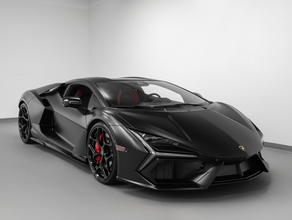 Used 2024 Lamborghini Revuelto image 6
