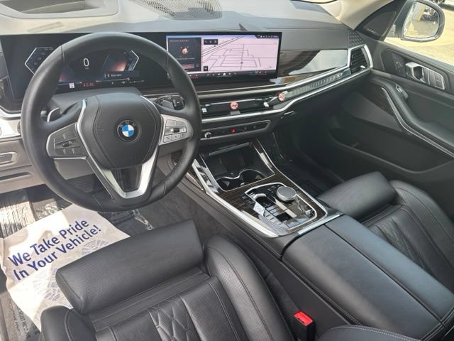 Used 2026 BMW X7 xDrive40i AWD/4WD image 16