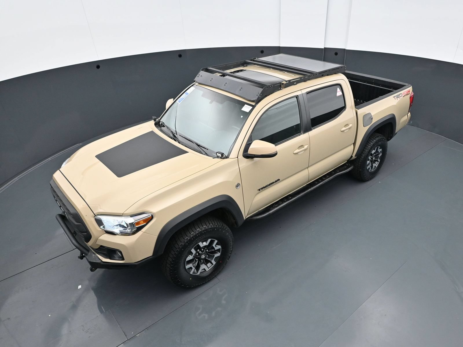 Used 2016 Toyota Tacoma TRD Off-Road AWD/4WD image 38