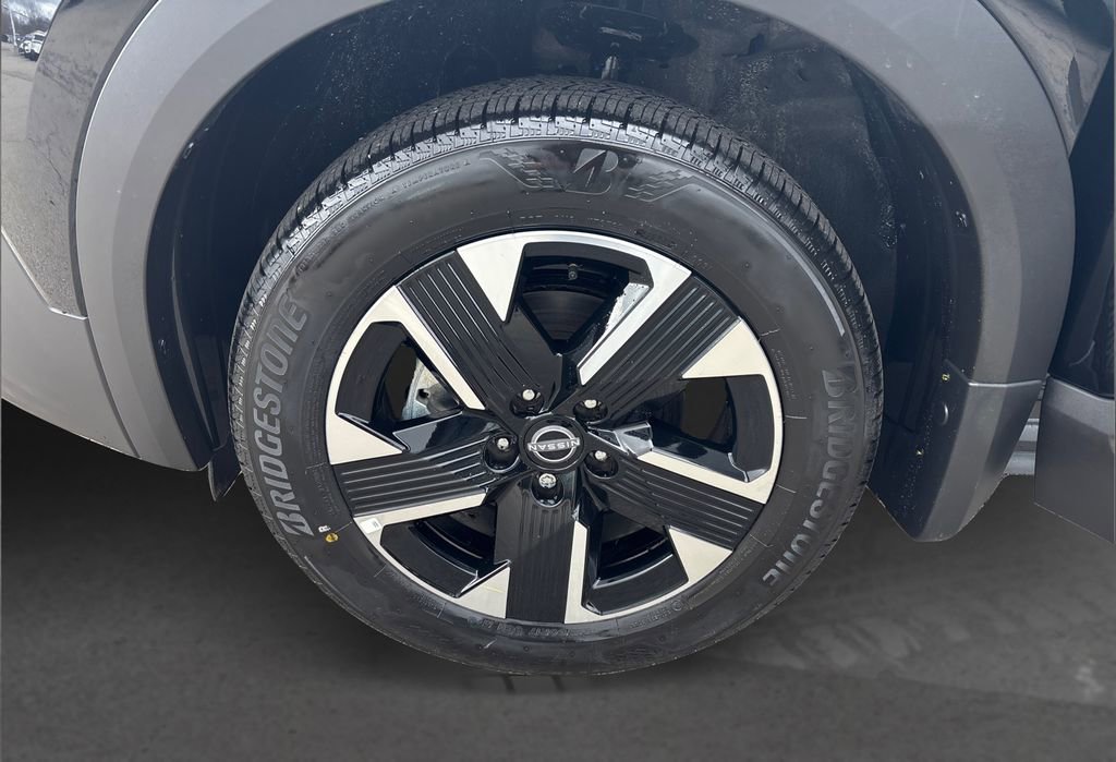 New 2026 Nissan Kicks SV w/ Cold Weather Package image 11