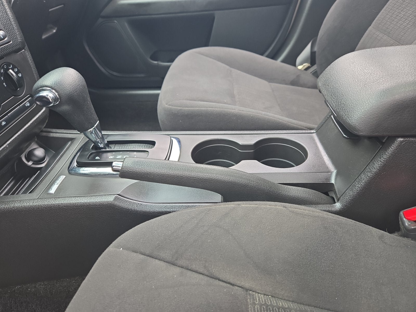 Used 2009 Ford Fusion SE FWD image 21