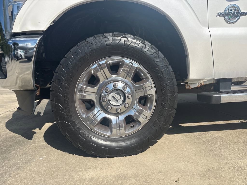 Used 2015 Ford F250 Lariat w/ Lariat Ultimate Package image 10