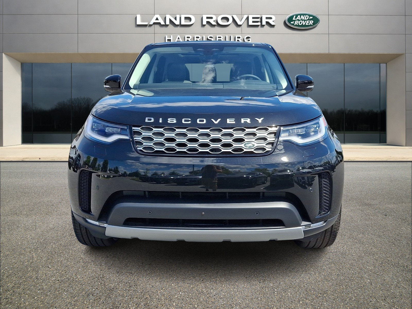 New 2026 Land Rover Discovery S AWD/4WD image 2