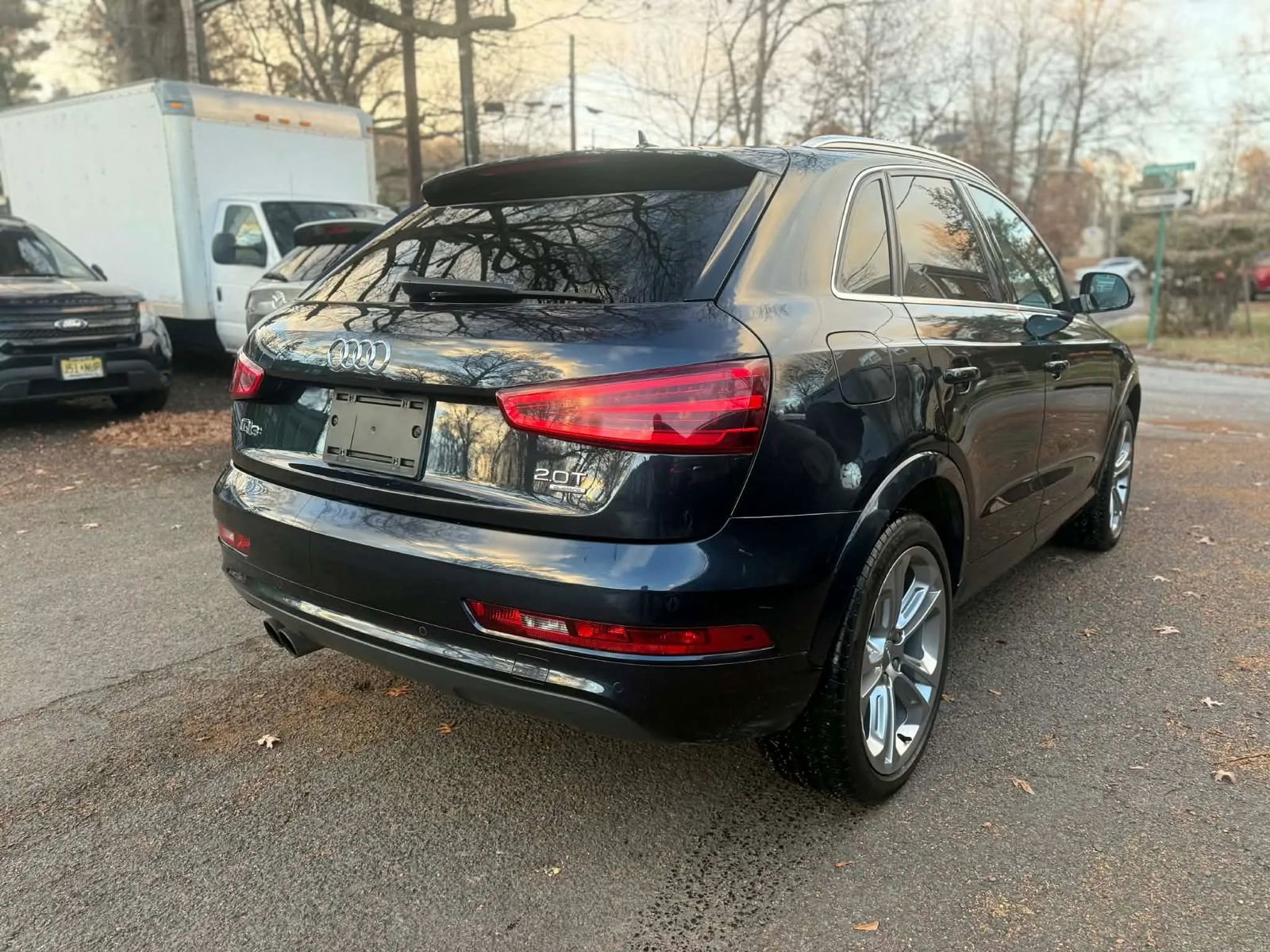 Used 2015 Audi Q3 2.0T Prestige w/ Prestige Package image 4