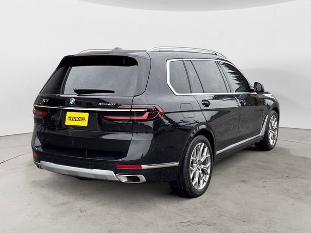 Used 2023 BMW X7 xDrive40i w/ Parking Assistance Package image 5