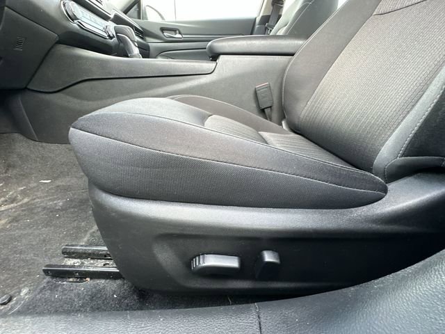 Used 2024 Nissan Altima 2.5 SV image 16