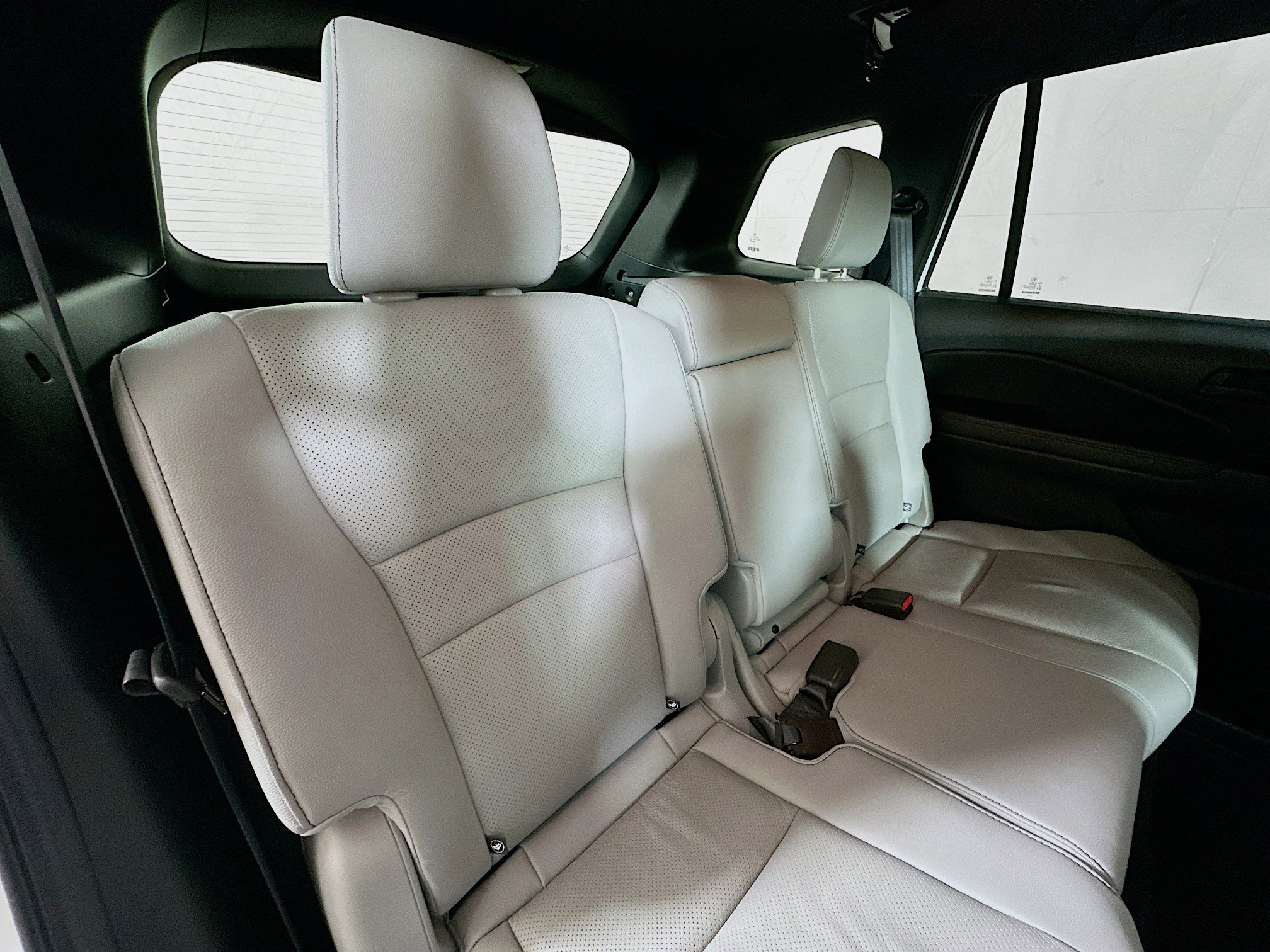 Used 2023 Honda Passport EX-L image 25