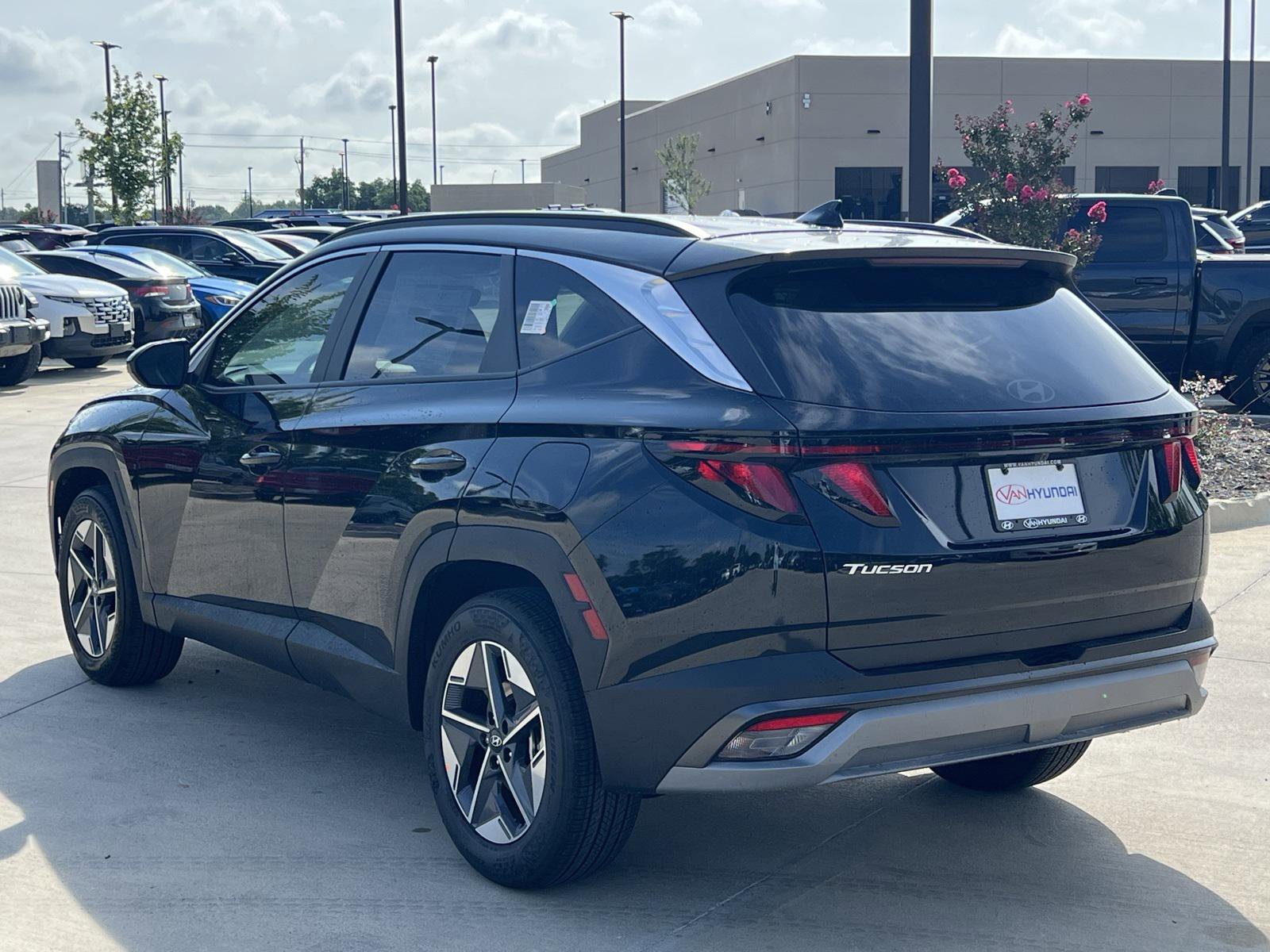 New 2025 Hyundai Tucson SEL image 9