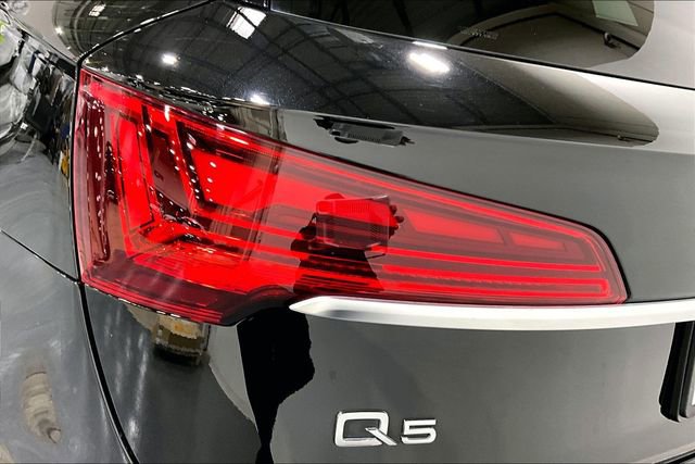 Used 2023 Audi Q5 2.0T Premium Plus w/ Premium Plus Package image 31