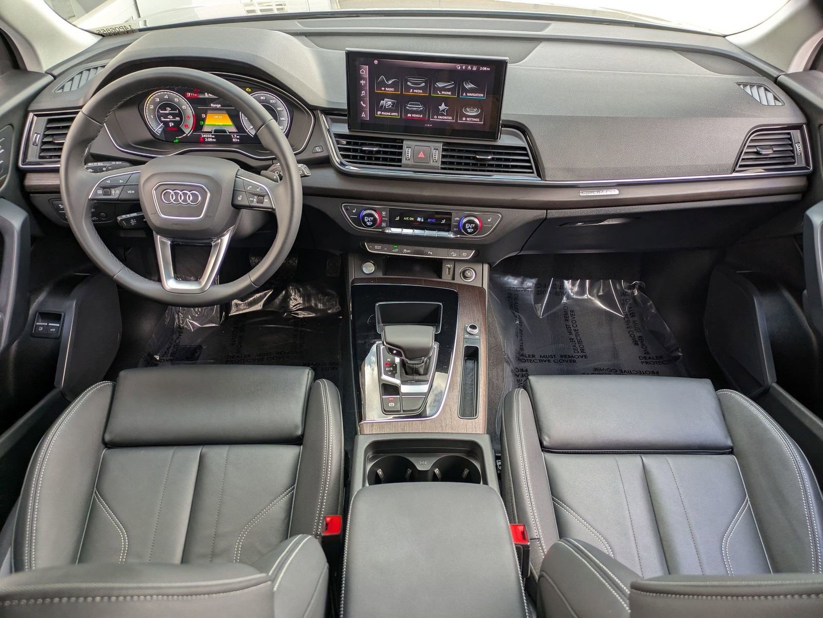 Used 2023 Audi Q5 e Premium w/ Convenience Package image 7