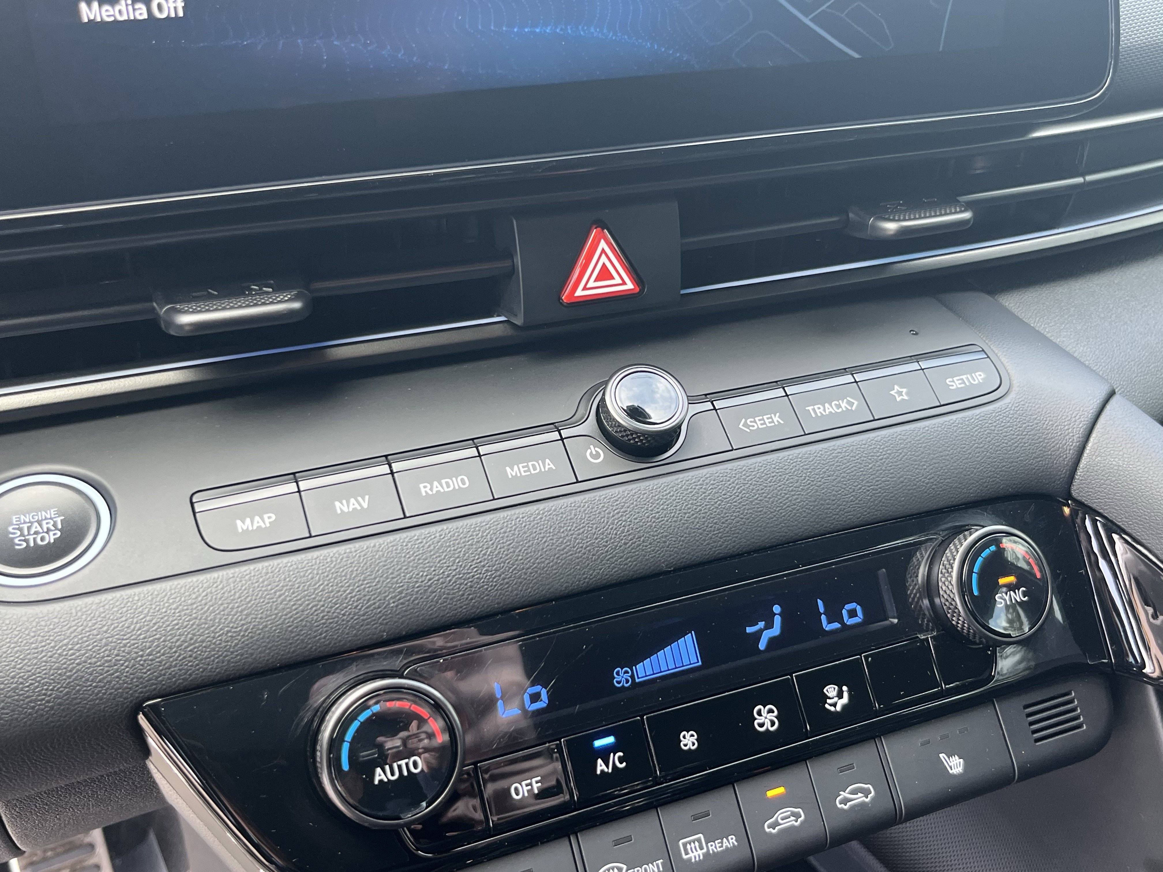 Certified 2025 Hyundai Elantra N image 24