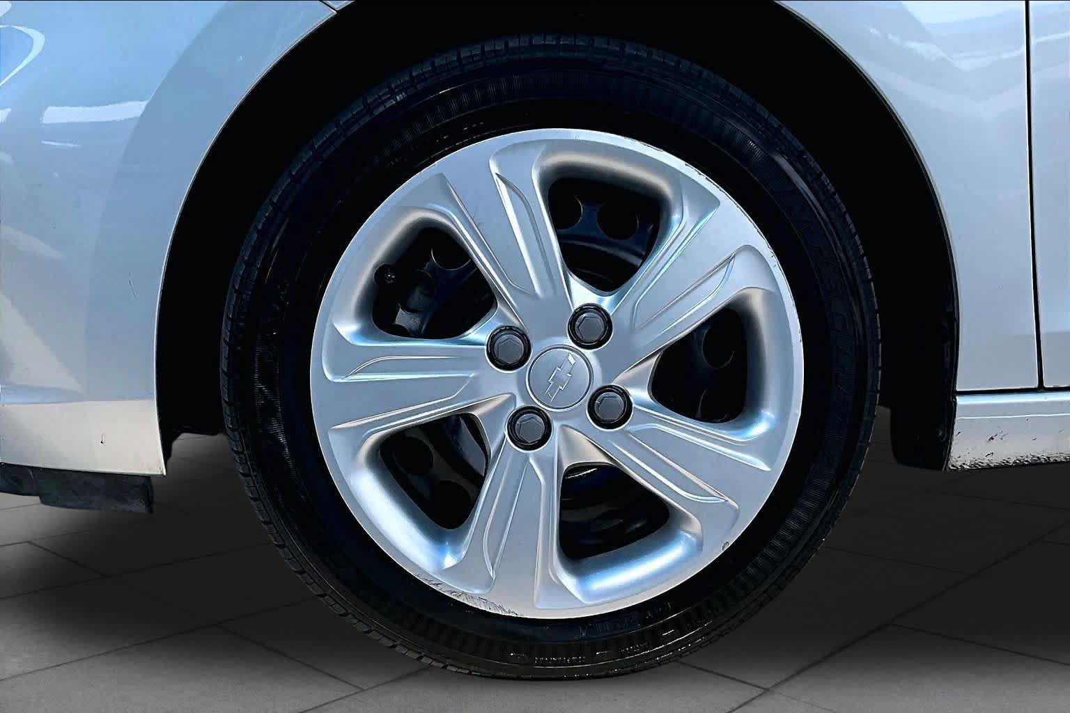 Used 2020 Chevrolet Spark LS FWD image 11