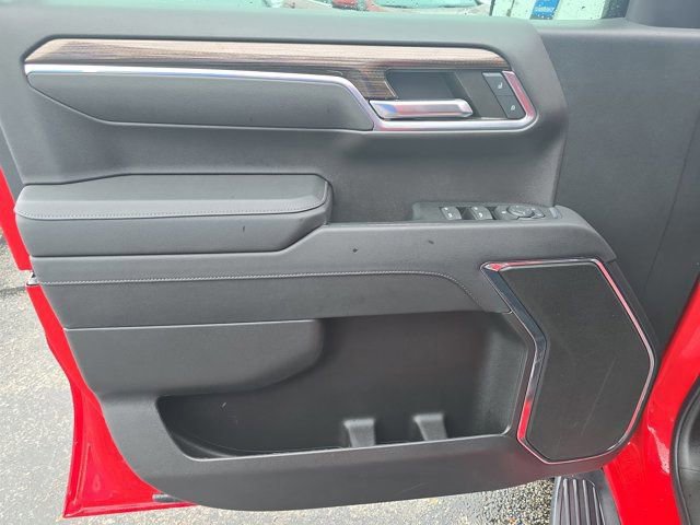 Used 2023 Chevrolet Silverado 1500 RST AWD/4WD image 27