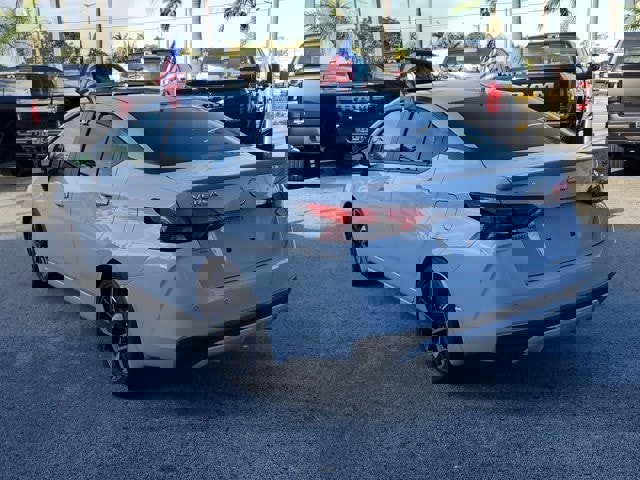 Used 2024 Nissan Versa SR w/ Trunk Package image 5