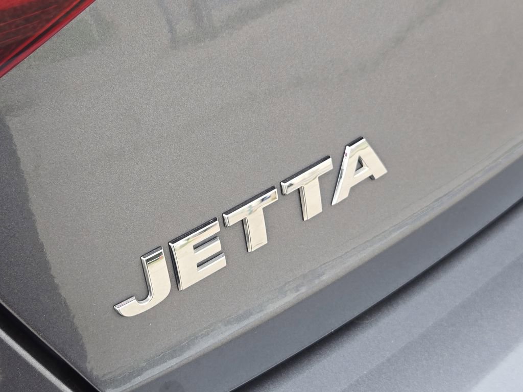 Used 2021 Volkswagen Jetta S w/ Driver Assistance Package FWD image 12