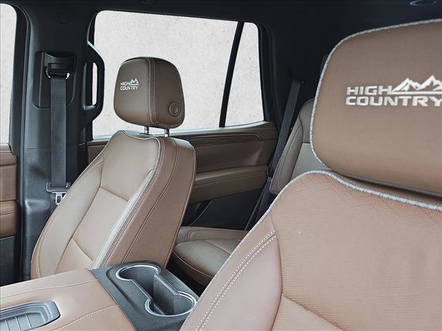 Used 2023 Chevrolet Tahoe High Country AWD/4WD image 14