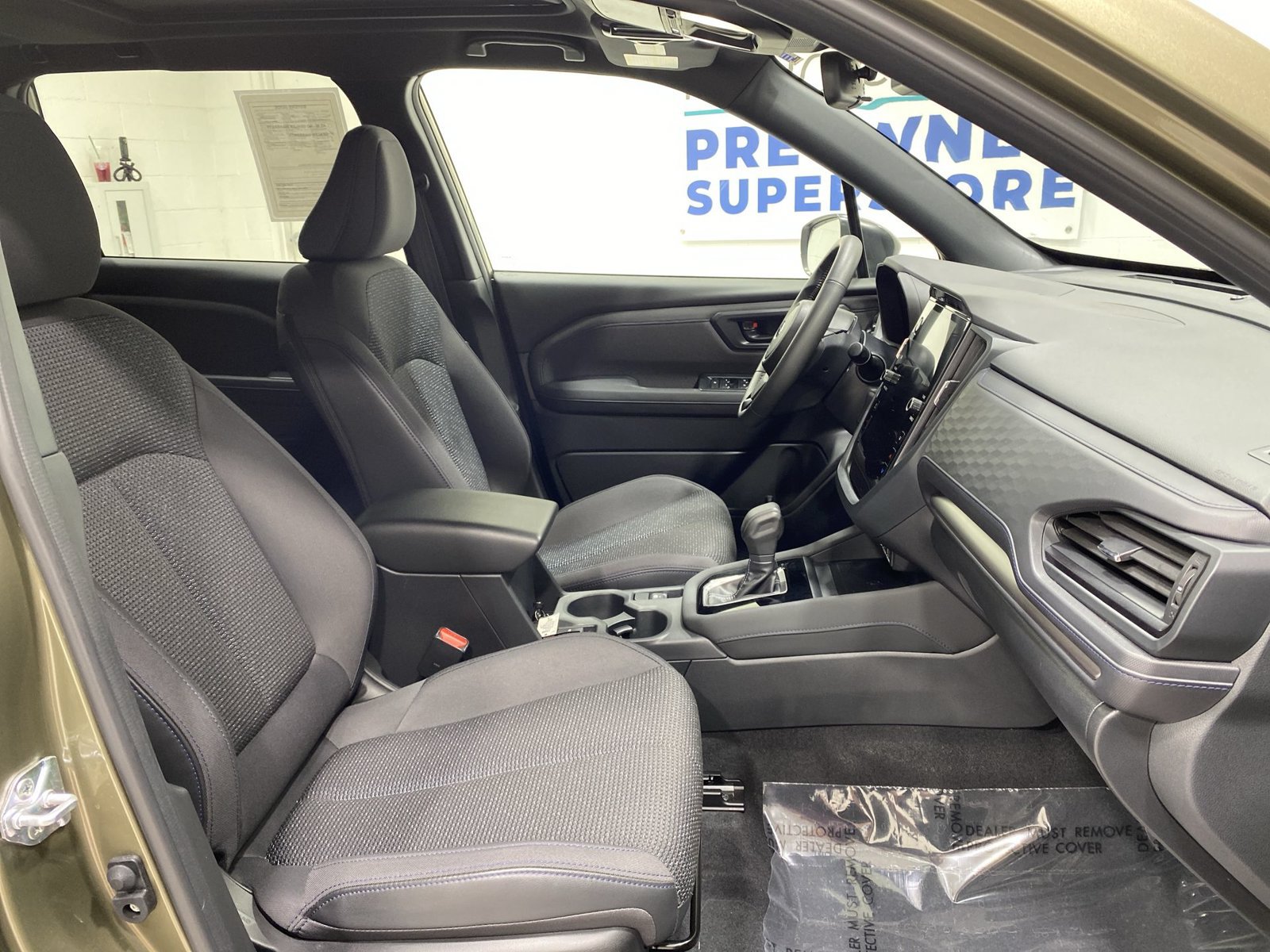 Used 2025 Subaru Forester Premium AWD/4WD image 24