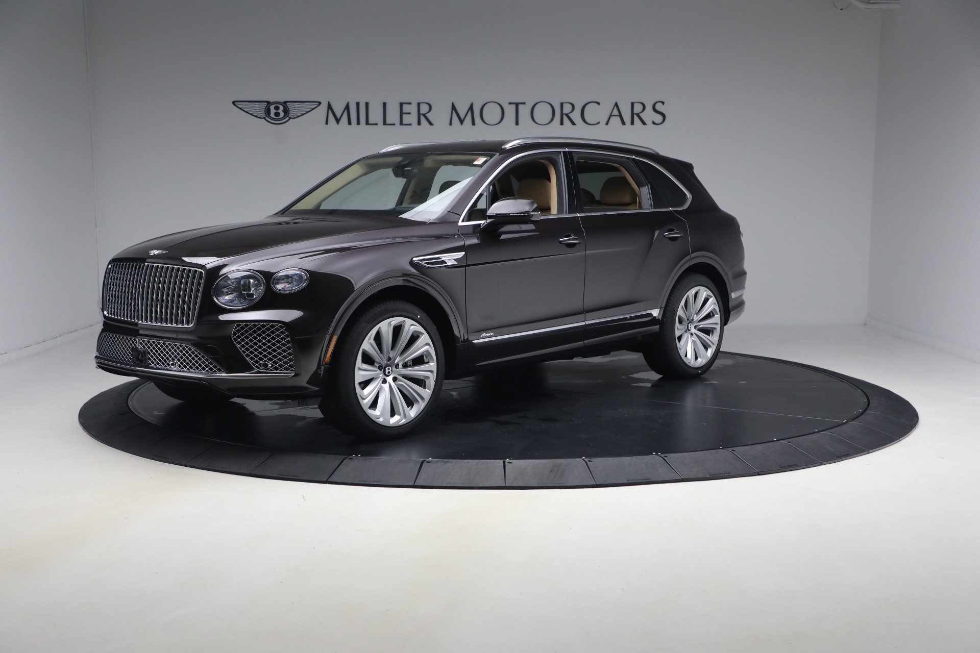 New 2026 Bentley Bentayga AWD/4WD image 2