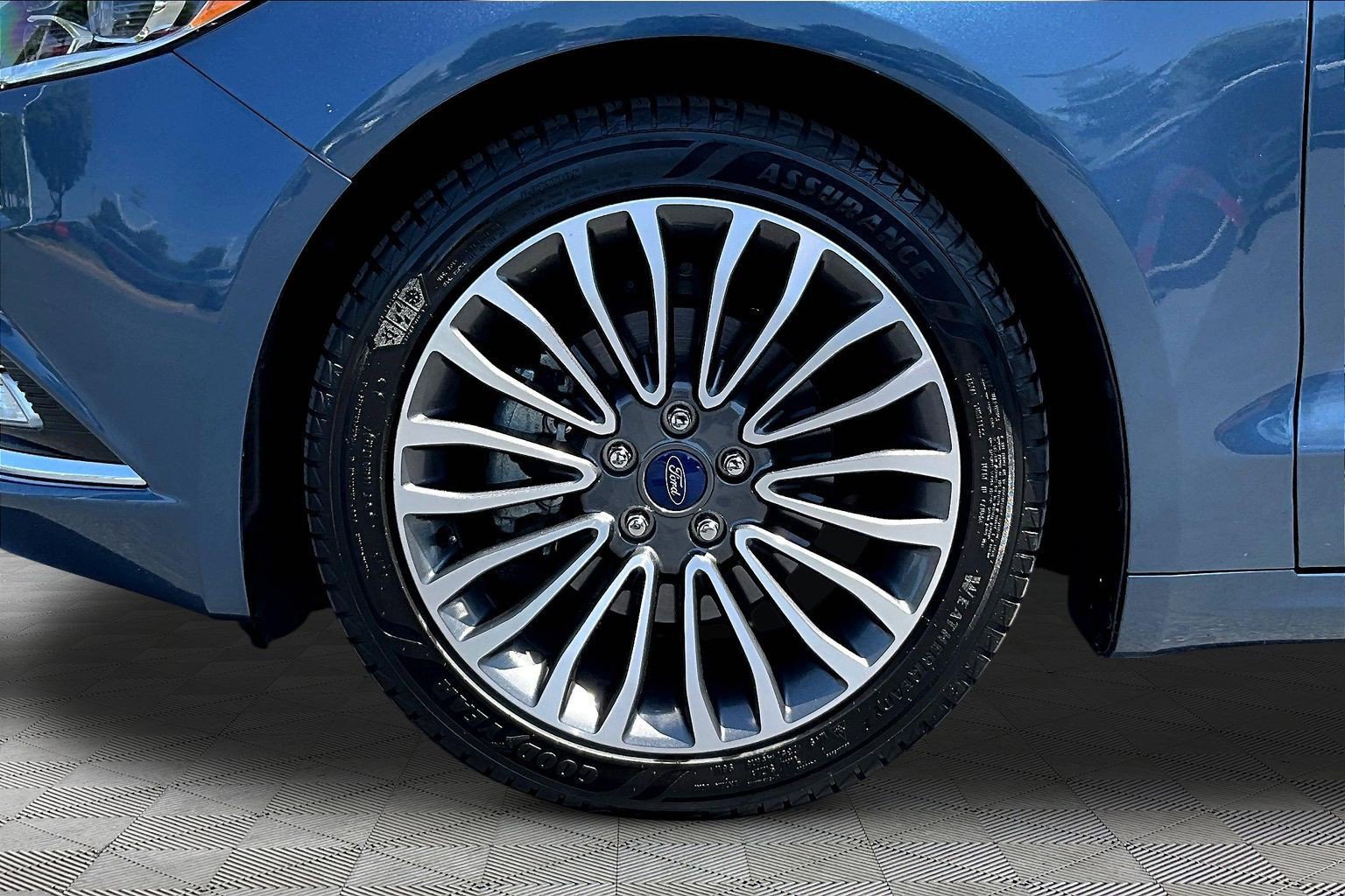 Used 2018 Ford Fusion Titanium FWD image 34