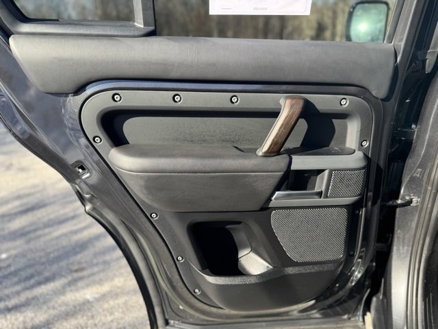 Certified 2023 Land Rover Defender 110 X image 11